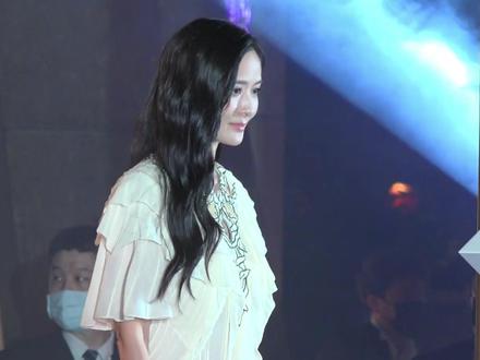 出身豪门12岁就拥有香奈儿包包,14岁倒追老公一生只爱一人 #孙芸芸 #小s #豪门 #恋爱脑 #名媛