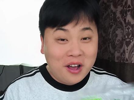 这辣条的名字好可爱#零食分享 #辣条 #糖果玩具 #糖果 #零食测评