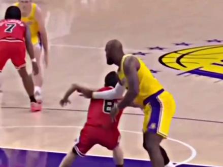 河村他是真的拼啊#NBA #湖人 #詹姆斯 #河村勇辉