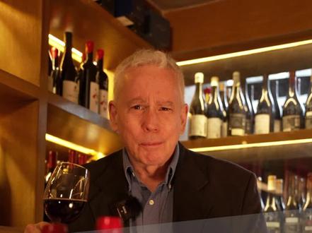 专业评酒师第一次喝红酒加雪碧,红酒加雪碧到底怎么样?#红酒加雪碧 #红酒 #葡萄酒