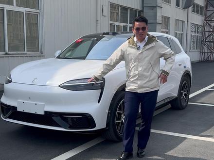 问界M6实车超详细讲解! 四维随动屏、副驾智慧橱窗 鸿蒙智行年度黑马科技堆料毫不吝啬#问界M6 #鸿蒙智行 #华为