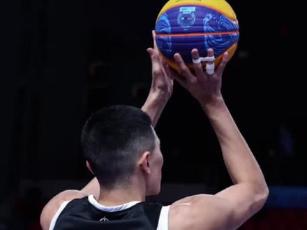 #cba #篮球 #全运会 #王哲林 当打3V3,有个国家队射手,是一种什么体验!锋线有三分还是好使!#陈林坚
