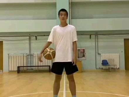 即将小学毕业,作为代表发言。#加油少年未来可期 #毕业季 #人类幼崽成长晒晒赛