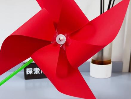 用正方形纸做个小风车,小风一吹就呼呼 #手工 #亲子手工 #幼儿园手工 #自制玩具