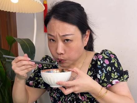 结婚为什么都要陪嫁被子?😂~#夫妻日常