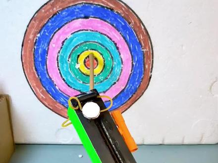 自制飞镖发射枪,解压又好玩#手工diy #手工 #解压 #折纸 #教程