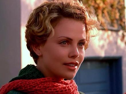 副歌部分撕裂情感的高音令人动容泪目、久久不能平静...Without You《没有你》创作于1970年,玛丽亚·凯莉(Mariah Carey)于1993把它唱成了经典,让无数歌手的翻唱,都无法超越她的水准!
#英文歌 #withoutyou #玛丽亚凯莉 #mariahcarey #欧美歌曲