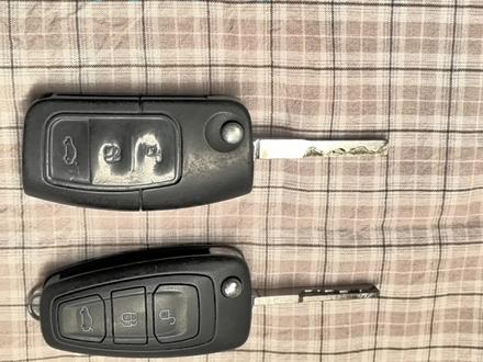 福特新福克斯嘉年华钥匙更换电池教程方法麦克斯sMAX老款经典福克斯翼搏蒙迪欧致胜汽车遥控器电子没电了不灵敏怎么办如何拆卸打开安装视频教学 #福克斯钥匙电池 #福特福克斯钥匙电池型号 #福特福克斯钥匙换电池 #福特嘉年华钥匙更换电池教程 #福特福克斯钥匙怎么换电池