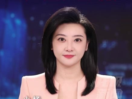 黑龙江开启“天然大水箱”模式,自制大冰缸引围观!#小杨 #主播说新闻 #整一个冬天专属创意大冰桶 #大冰缸