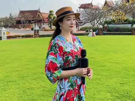 爱的草原遇见你唱响泰国曼谷#权盟魔盒 #权盟麦克风 #权盟炫声麦