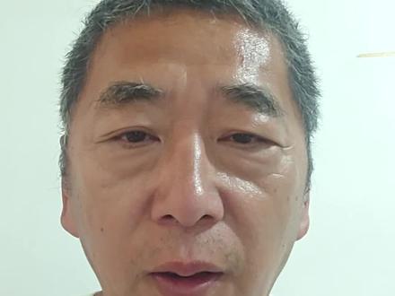 山姆开业,犯了致命错误 山姆开业犯了致命错误,没有给阿姨大妈免费送鸡蛋,不符合我国国情。凭什么大爷大妈坐了三趟免费车,不仅没有领到免费的鸡蛋,而且连门都不让进。