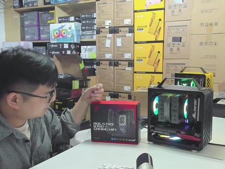 真·迷你小钢炮!小方糖C24顶配展示!13700KF小机箱怎么搭配散热!#diy电脑 #装机 #ITX