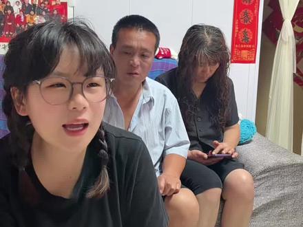 挑战我爸能忍我和男朋友相处到第几级#家庭搞笑 #父女搞笑 #万万没想到 #意想不到的结局 #内容过于真实