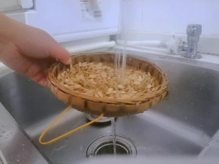 卤煮南瓜籽,好吃不上火 #美食vlog #在家做美食