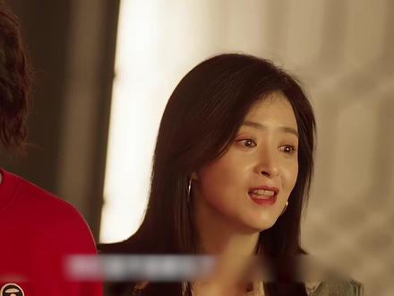 王子文、刘宇宁、蒋欣《玫瑰丛生》 李晓兮发现小贝也有秘密在瞒着#王子文#刘宇宁#蒋欣#玫瑰丛生