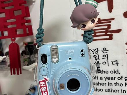 论Dimoo挂绳和拍立得的适配度。 #泡泡玛特 #拍立得