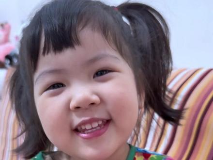 宝宝长大了。有必要来个💰教育#东北萌娃 #记录萌娃过年的日常