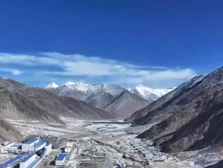 新疆维吾尔自治区人民政府26日发布:经党中央、国务院批准,设立岑岭县。岑岭县人民政府驻新华镇,岑岭县由喀什地区管辖。#这是个真实的事情 #上热搜