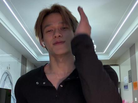 听说拍了就刷不到了 #Meeynara手势舞挑战