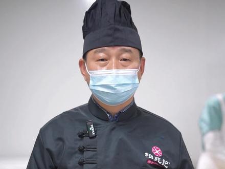 还记得小时候吃的绿豆糕的味道吗?传统工艺,经典口味#真材实料才能做出好味道 #老味道 #怎样制作绿豆糕 #老式绿豆糕正宗做法 #安庆