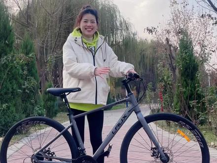 千元左右选单车,你觉得这款雷克斯飓风200怎么样?#公路自行车 #雷克斯 #雷克斯飓风200平把公路车