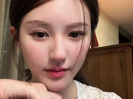 泪目了,露思跨年直播唱歌唱了《星河叹》,星上人们2026年你们还在吗#赵露思 #星汉灿烂 #跨年 #2026 #直播