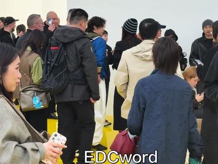 LOEWE2026巴黎大秀一博下班了!#王一博