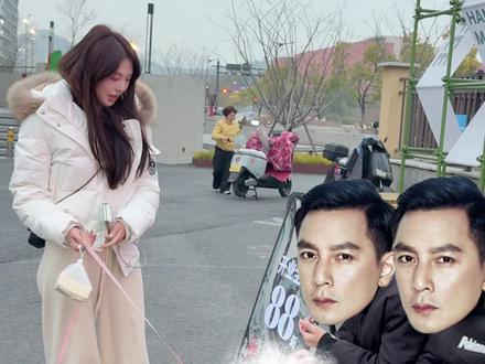 姐姐好看还是狗狗好看? #日常 #日常vlog #唐馨恬 #萌宠 #搞笑