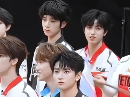 穆祉丞:你怎么copy我。王橹杰:那又怎样 #橹穆 #杰丞 #时代峰峻 #cp