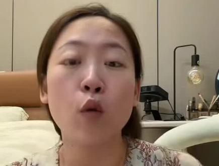 “她家境挺殷实的,我父母都知道她,打算让我毕业就跟她订婚”
“ 我家境也殷实啊”
#杨怼怼的故事