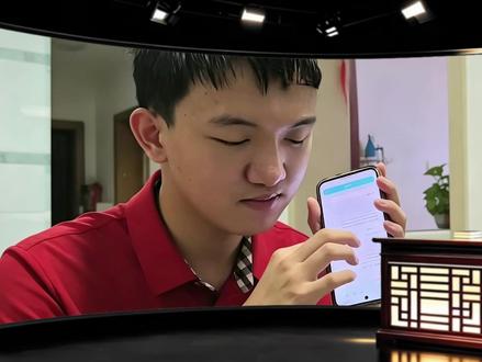 今年高考有个孩子考了721分,全国同专业第一名,你敢相信吗?这孩子还是个盲人,六岁那年被陌生人骗走、伤害了双眼,从此世界永远漆黑一片,你还会相信吗?#郭斌 #高考成绩 #励志故事 #家长必读 #认知