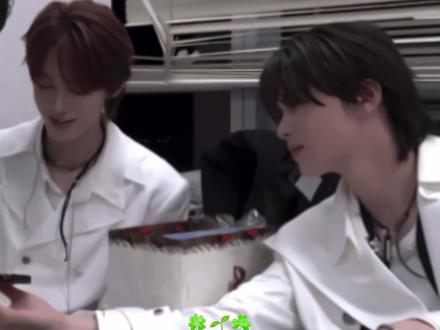 只知道我家死给很美好#锐因 #申惟韩振 #申惟 #韩振 #tws @抖音小助手