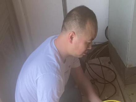 LNG门站,CNG加气站,工业报警器安装现场。
