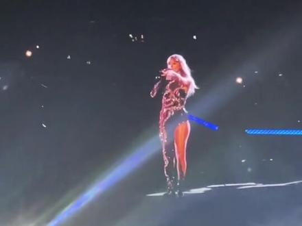 洛杉矶索菲体育场真的绝了无论是灯光效果还是舞台设计#theerastour #霉霉 #taylor霉霉