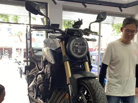 本田DREAMWINGCB650R保养作业。#摩托车 #机车维修保养改装 #cbr650r #同城热门