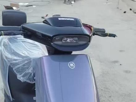 爱玛最高端车,米格303车型,前后油刹,时速60多码,带蓝牙连接功能,要的好车的联系!!!