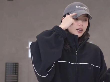 #买手店 #奢侈品 巴黎世家最显脸小的鸭舌帽来了!!#balenciaga