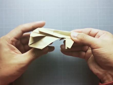 歼20战斗机你会折吗?简单易学,比普通的纸飞机帅多了