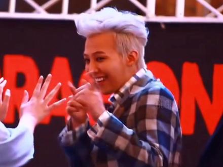 害羞就捂脸的奶龙#权志龙 #BigBang #你是凭实力刷到的 #向全世界安利 @DOU+小助手 #bigbang