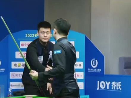 赵汝亮vs张堃鹏,《决赛》21:11赵汝亮50W冠军#台球是一种生活 #台球教学 #一杆清台