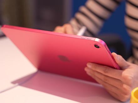 新 iPad eSIM 版,有什么特别和值得注意!#数码 #iPad #iPad10 #iPadeSIM #平板电脑