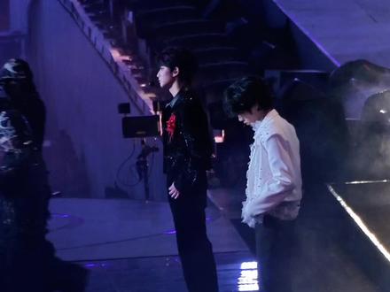 橹穆双人舞台看台左侧视角#橹穆#橹穆双人舞台#王橹杰#穆祉丞#271199 我为这一个舞台而来