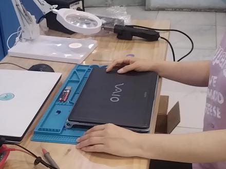 索尼笔记本开机没反应,竟然是这里的问题,分分钟就搞定 #笔记本维修 #笔记本电脑 #拆机