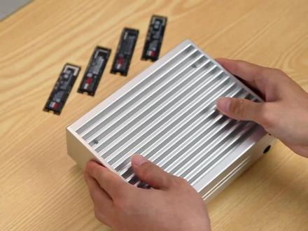 4块固态硬盘同时跑80Gbps,是种什么体验? #固态硬盘 #硬盘盒 #雷电5 #工作站 #存储