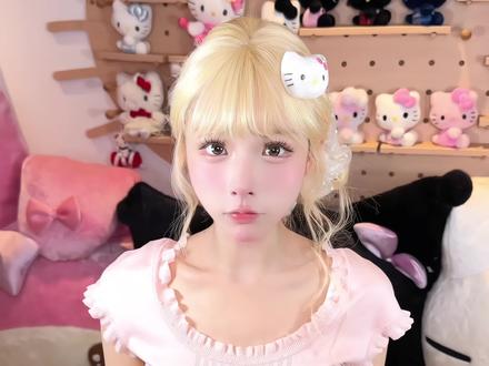 三丽鸥角色极限二选一! #hellokitty #美乐蒂