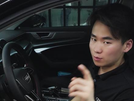 奥迪碳纤维方向盘R8按键
