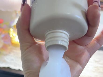 洗了好几天的头发,还是又滑又清爽,#海洋主义 真有你的,不愧是洗发水的大佬#海洋主义洗发水 #洗发水 #头油头痒头