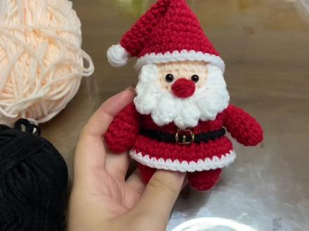 圣诞老人的钩织#手工钩针编织 #我的手工日常 #手工diy #每个小仙女都会喜欢的礼物