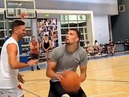 扎克拉文篮球教学#扎克拉文 #投篮