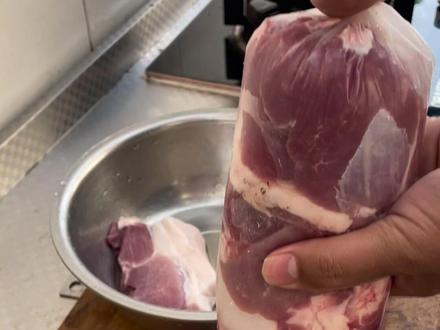 论如何把肉冻成圆柱形#羊肉切卷机 #真材实料才能做出好味道 #放心肉 #切片机 #冻肉切片机